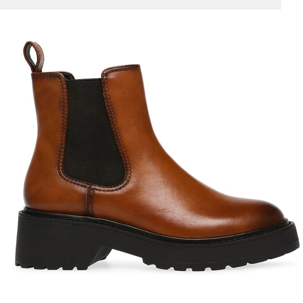 Chelsea Trap Platform Lugsole Boots